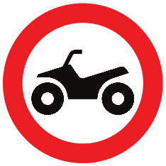 Accès interdit aux véhicules à moteur à quatre roues, construits pour terrain non praticable, avec une carrosserie ouverte, un guidon comme sur une motocyclette et une selle